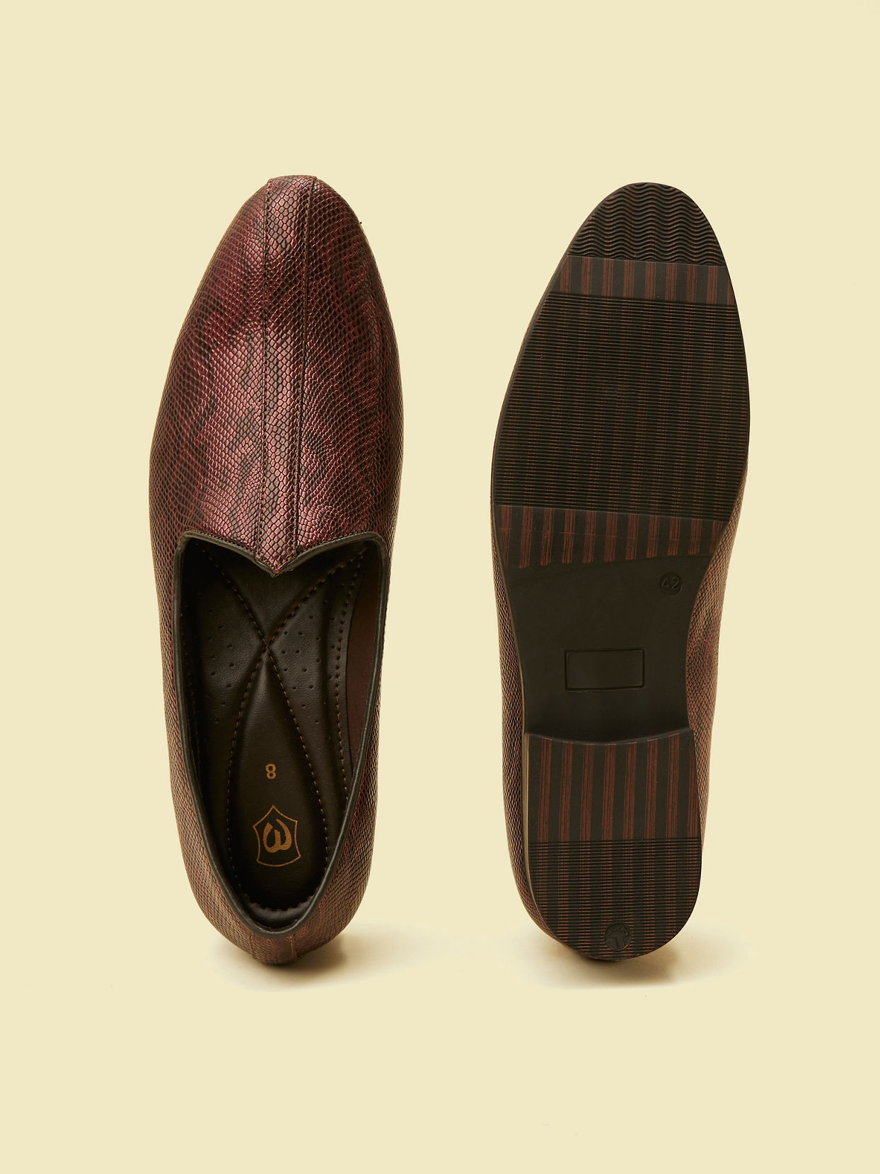 alt message - Manyavar Men Wine Loafer Style Shoes image number 4
