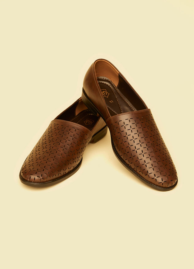 Manyavar Men Dark Brown Elegance Shoe image number 0