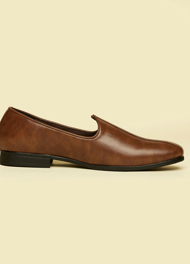 alt message - Manyavar Men Brown Detailed Piping Loafers Style Shoes image number 3