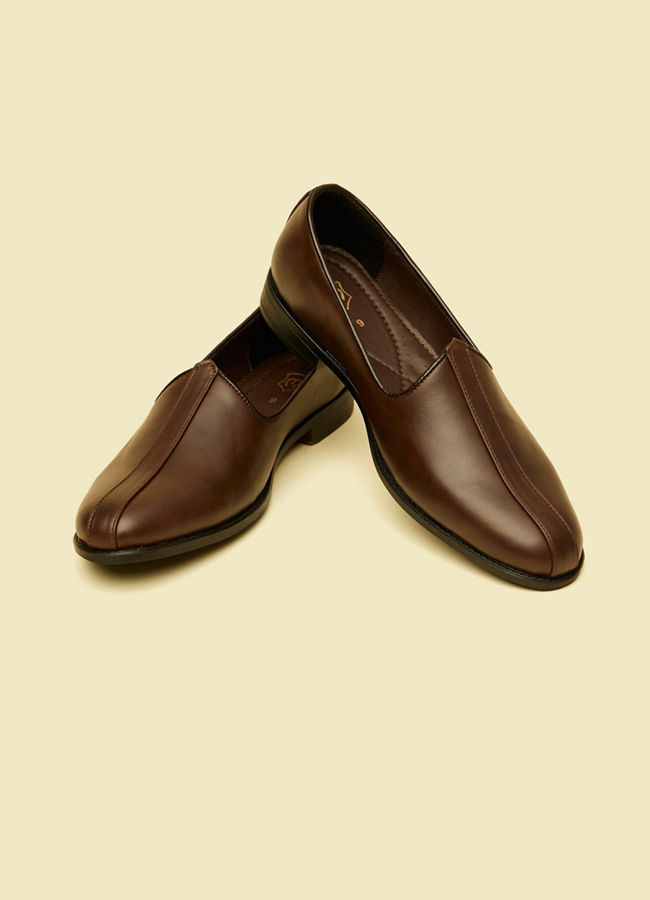 Manyavar Men Elegant Dark Brown Shoe image number 0