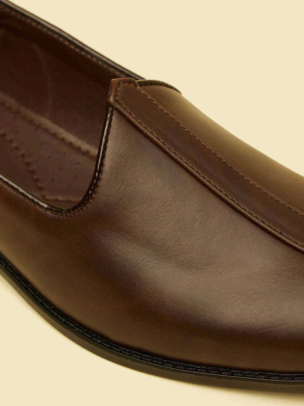 Manyavar Men Elegant Dark Brown Shoe image number 1