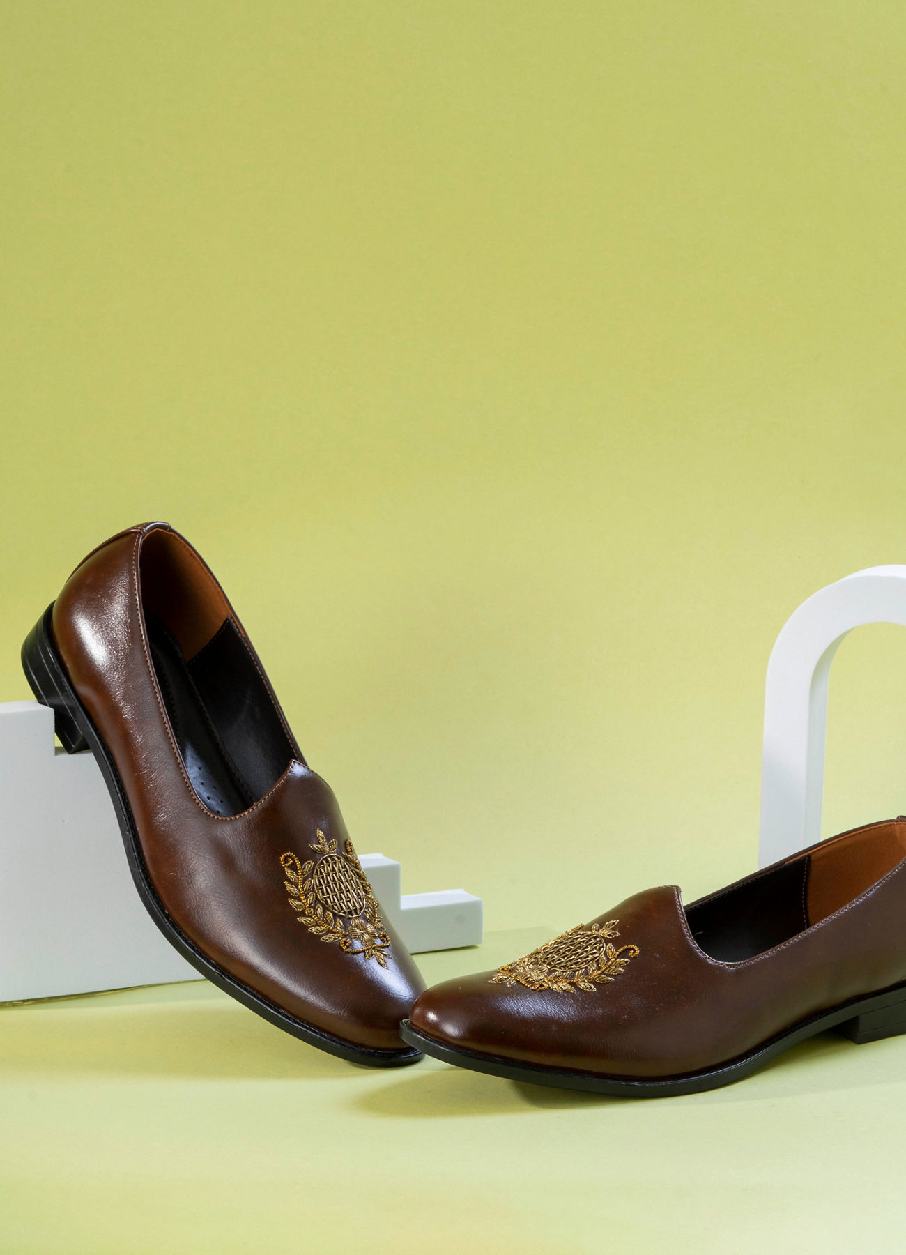 Manyavar Men Dark Brown Festive Shoe