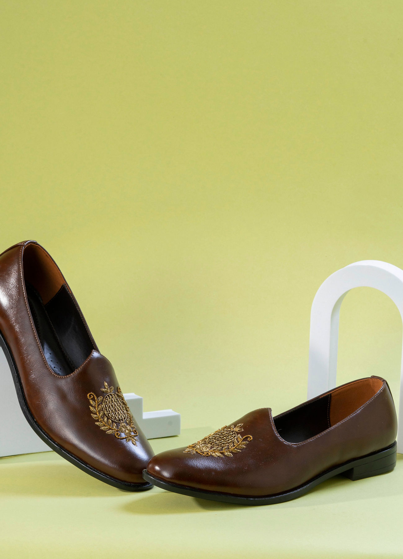 Manyavar Men Dark Brown Festive Shoe