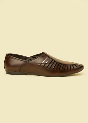 alt message - Manyavar Men Dark Brown Loafers Style Shoes image number 3