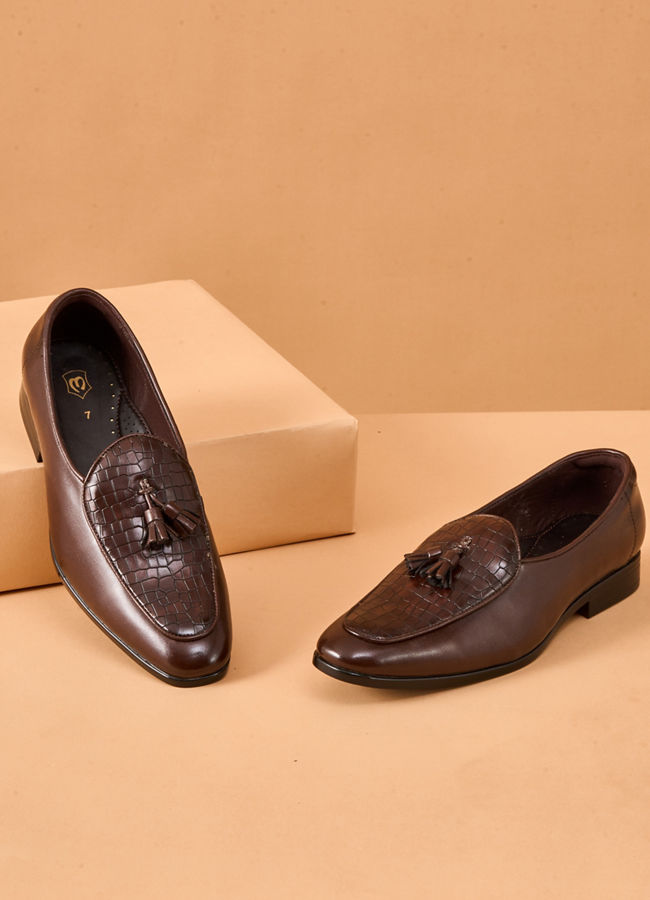 Manyavar Men Brown Faux Leather Shoes with Tassel Detail