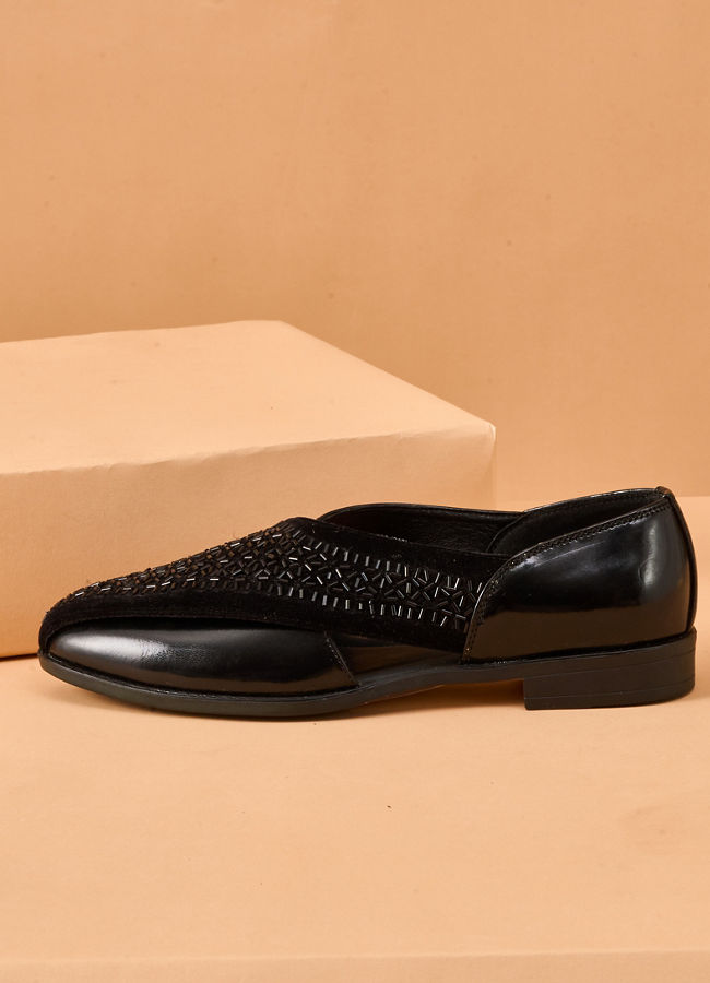 Manyavar Men Black Faux Leather Shoe with Embroidery