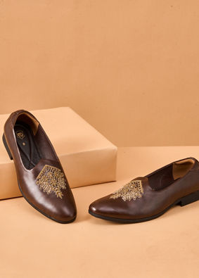 Manyavar Men Brown Faux Leather Shoe with Embroidery