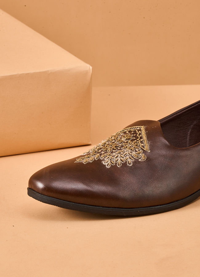 Manyavar Men Brown Faux Leather Shoe with Embroidery