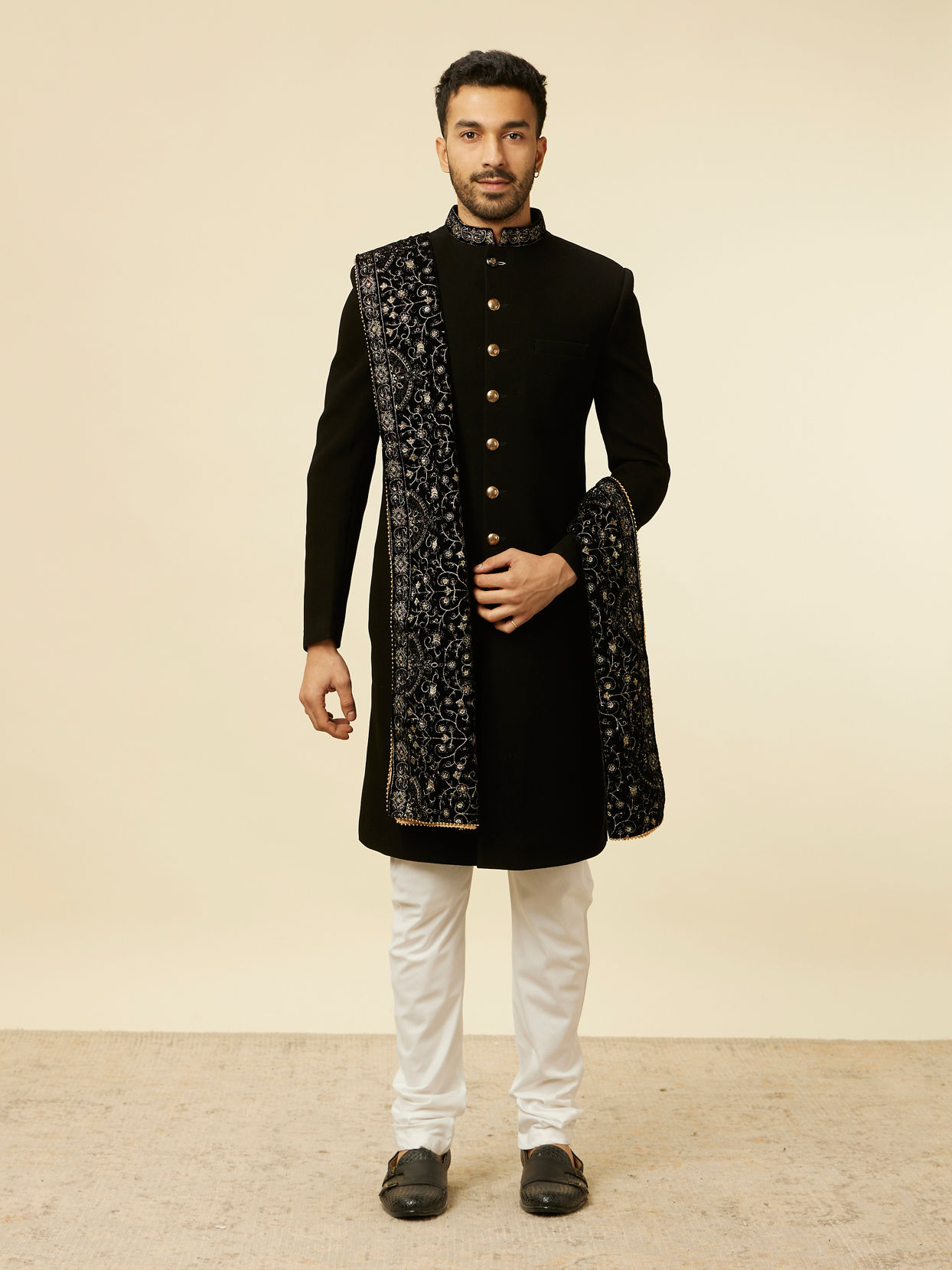 alt message - Manyavar Men Classic Black Achkan Style Sherwani Set image number 2