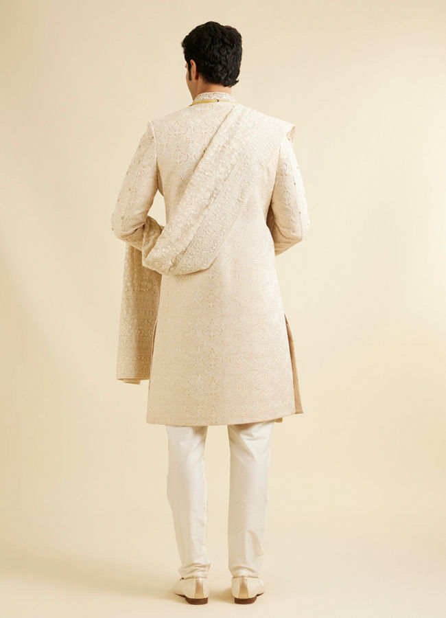Manyavar Men Cloud Cream Medallion Patterned Sherwani Set