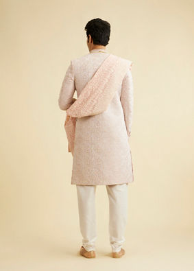 alt message - Manyavar Men Coral Pink Ogee Patterned Sequin Sherwani Set image number 4