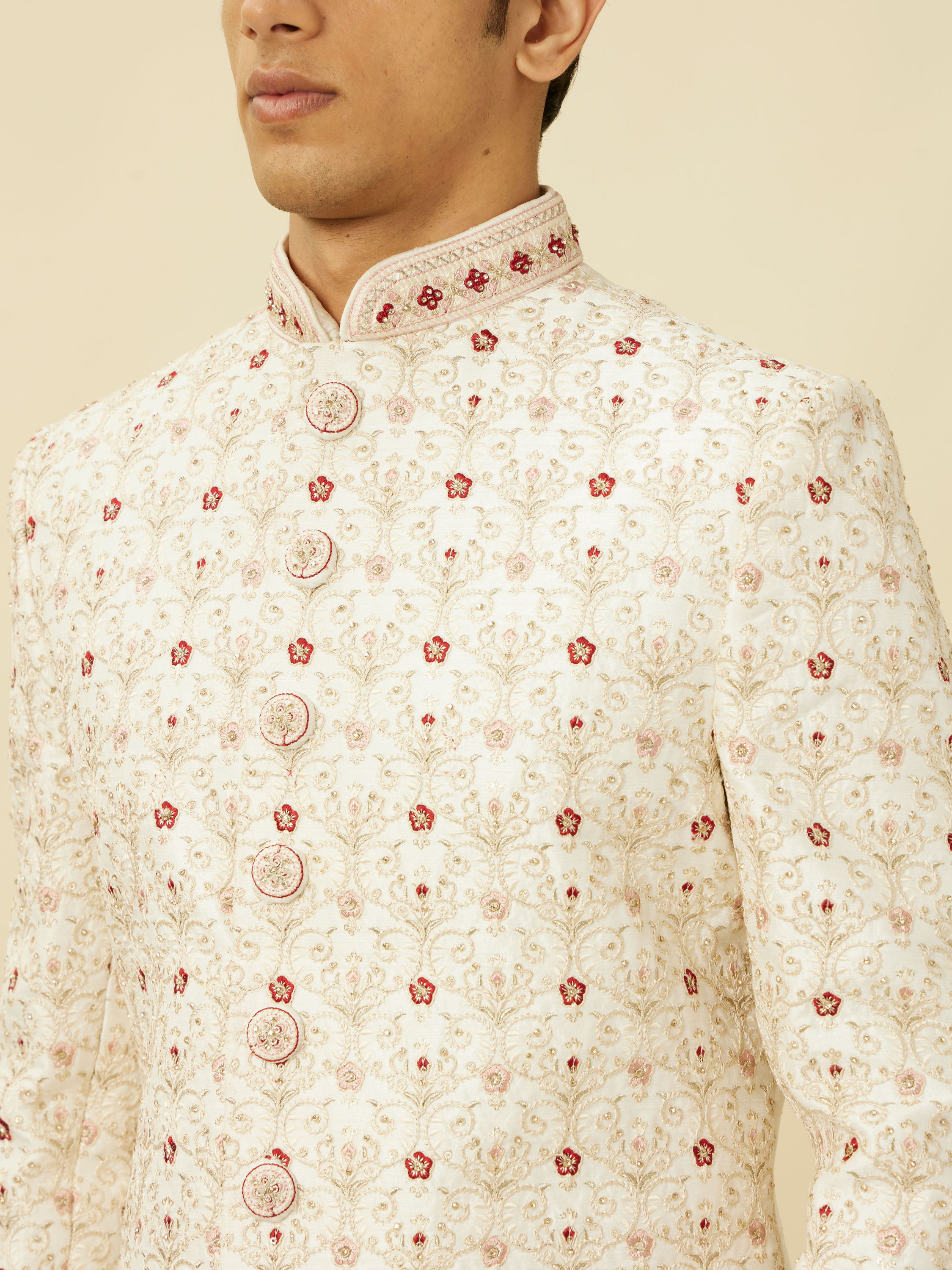 Manyavar Men Off White Floral Jaal Patterned Sherwani Set