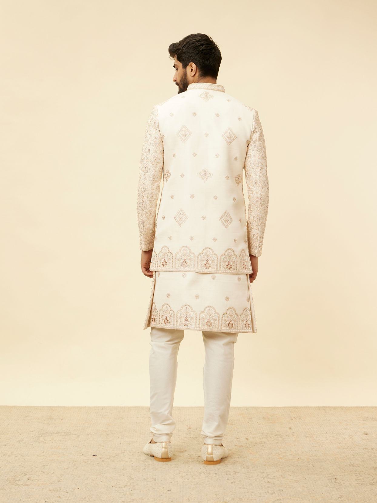 alt message - Manyavar Men Cream Beige Shankh Motif Sherwani Jacket Set image number 4