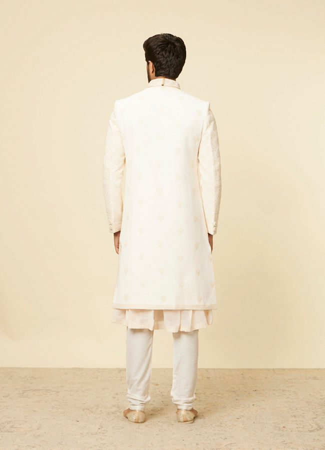 Seashell Pink Self Grid-Patterned Sherwani Set image number 5