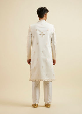 alt message - Manyavar Men Warm White Art Silk Sherwani image number 3