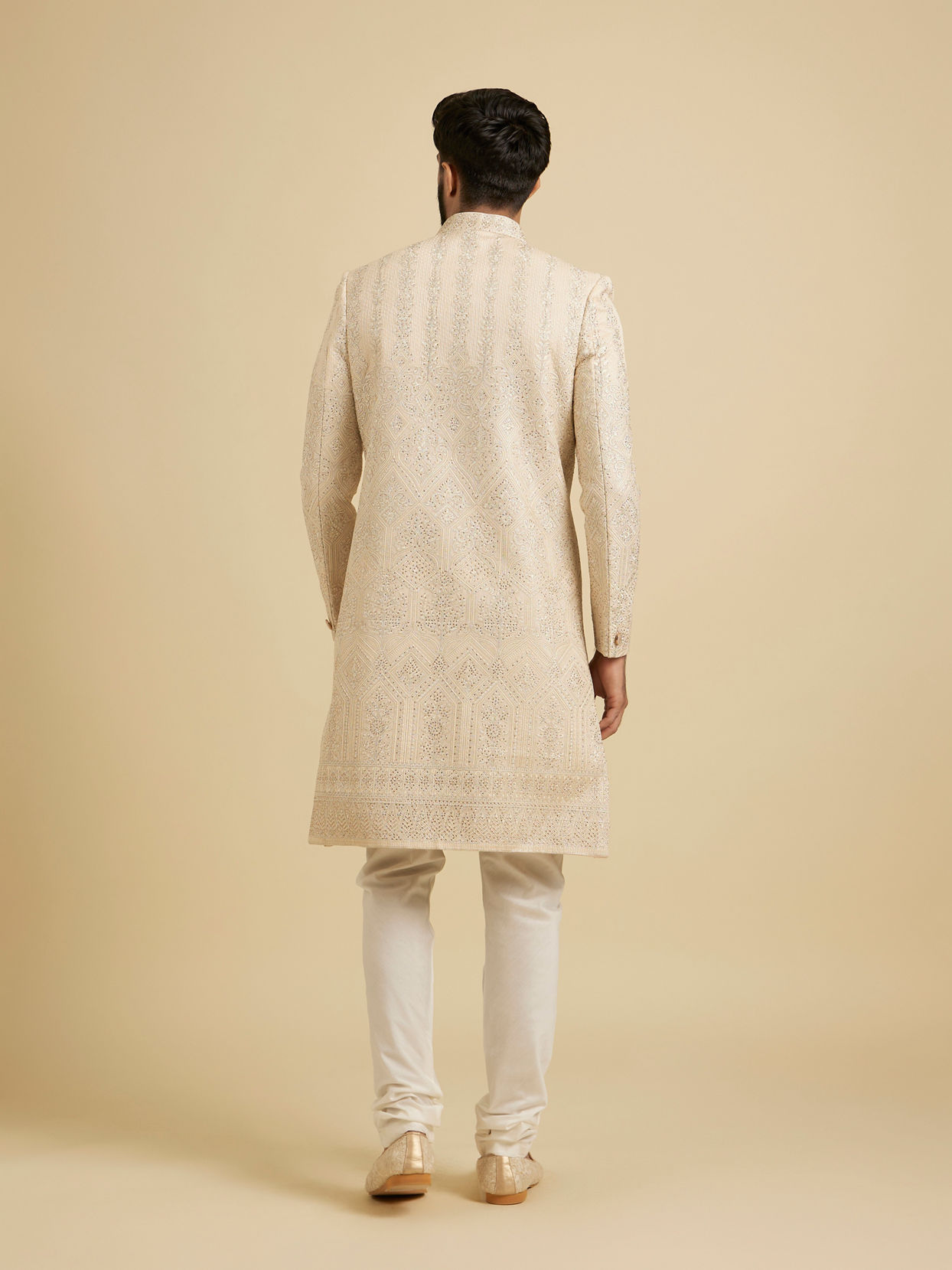 Manyavar Men Beige Elegance Sherwani image number 4