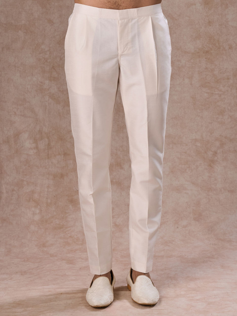 Manyavar Men Exquisite White Sherwani