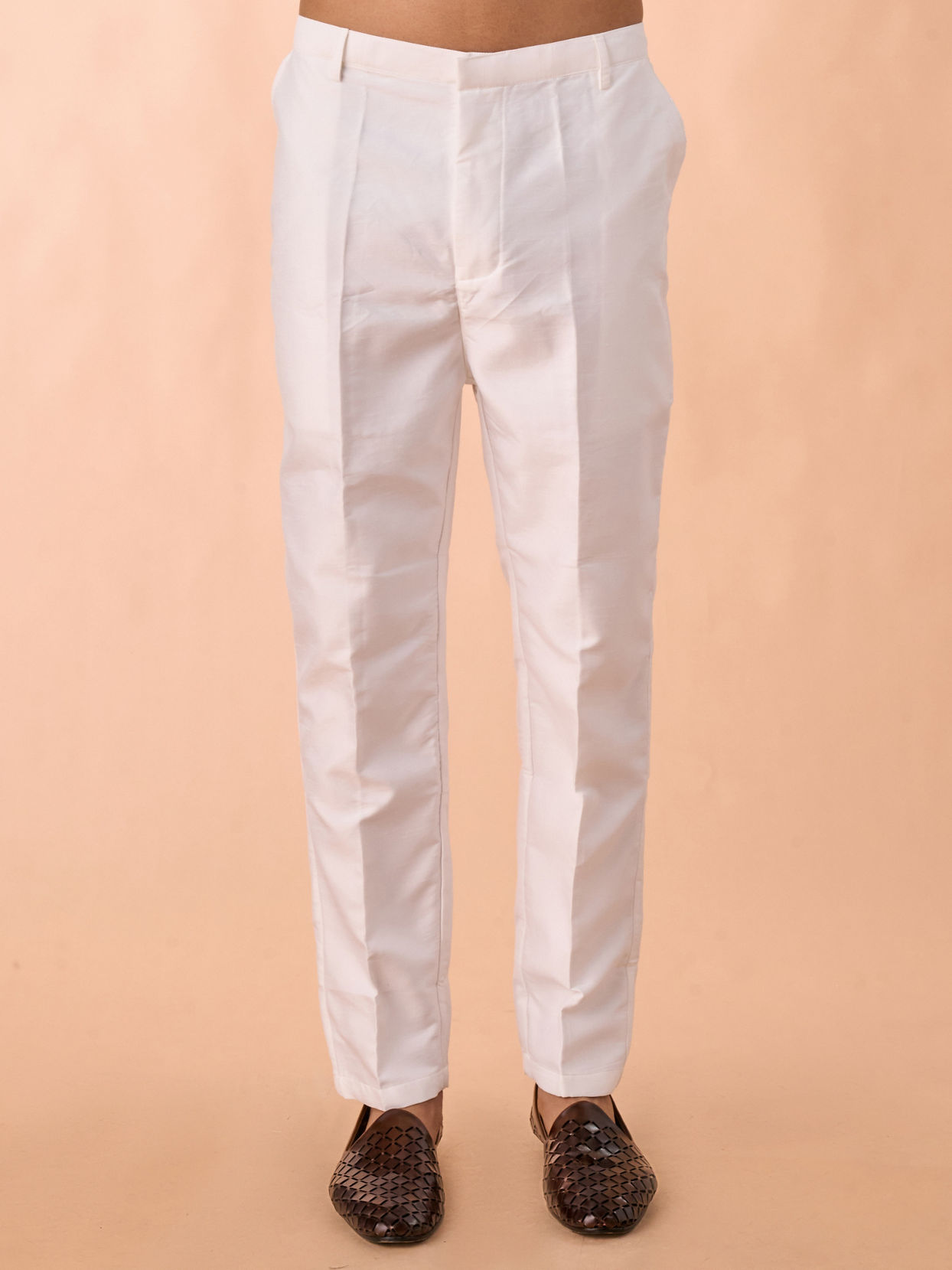 Manyavar Men Majestic Warm White Sherwani