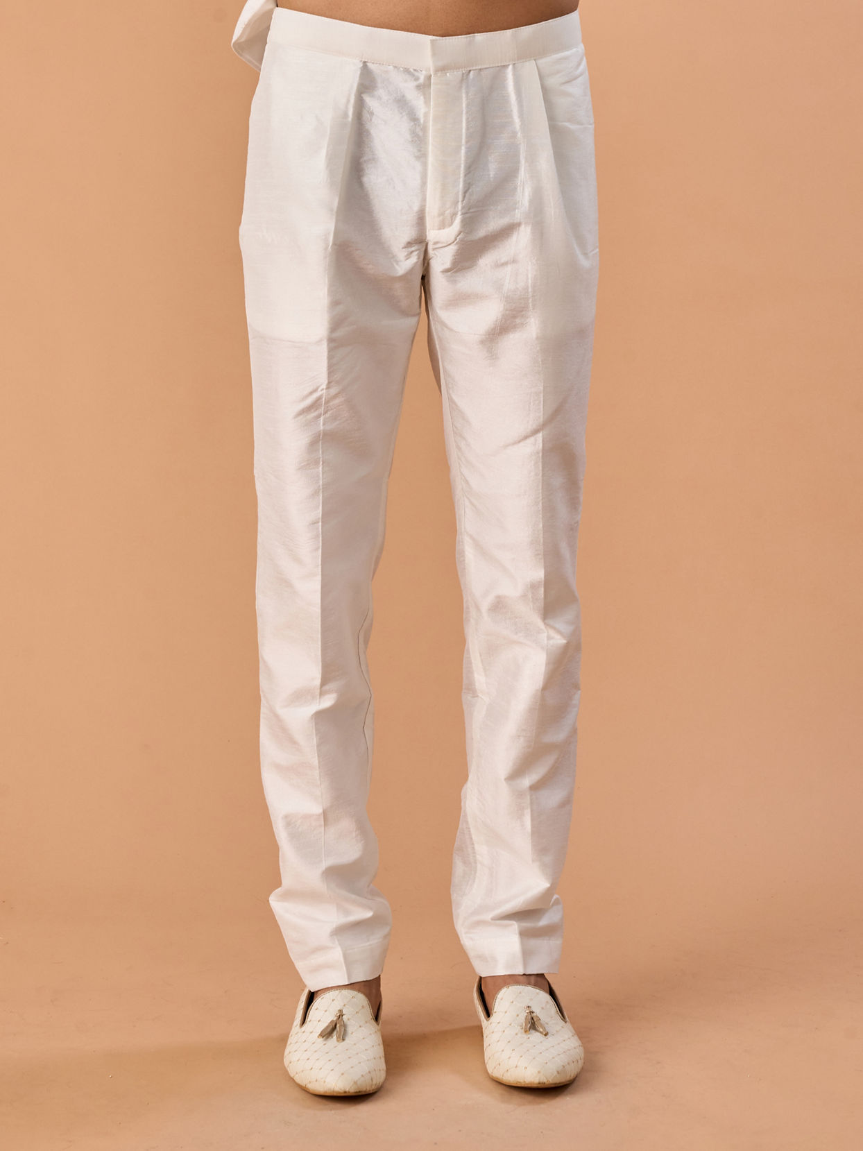 Manyavar Men Creamy Opulence Open Sherwani