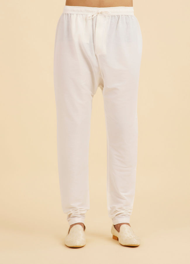 Manyavar Men Lavish Cream Art Silk Sherwani