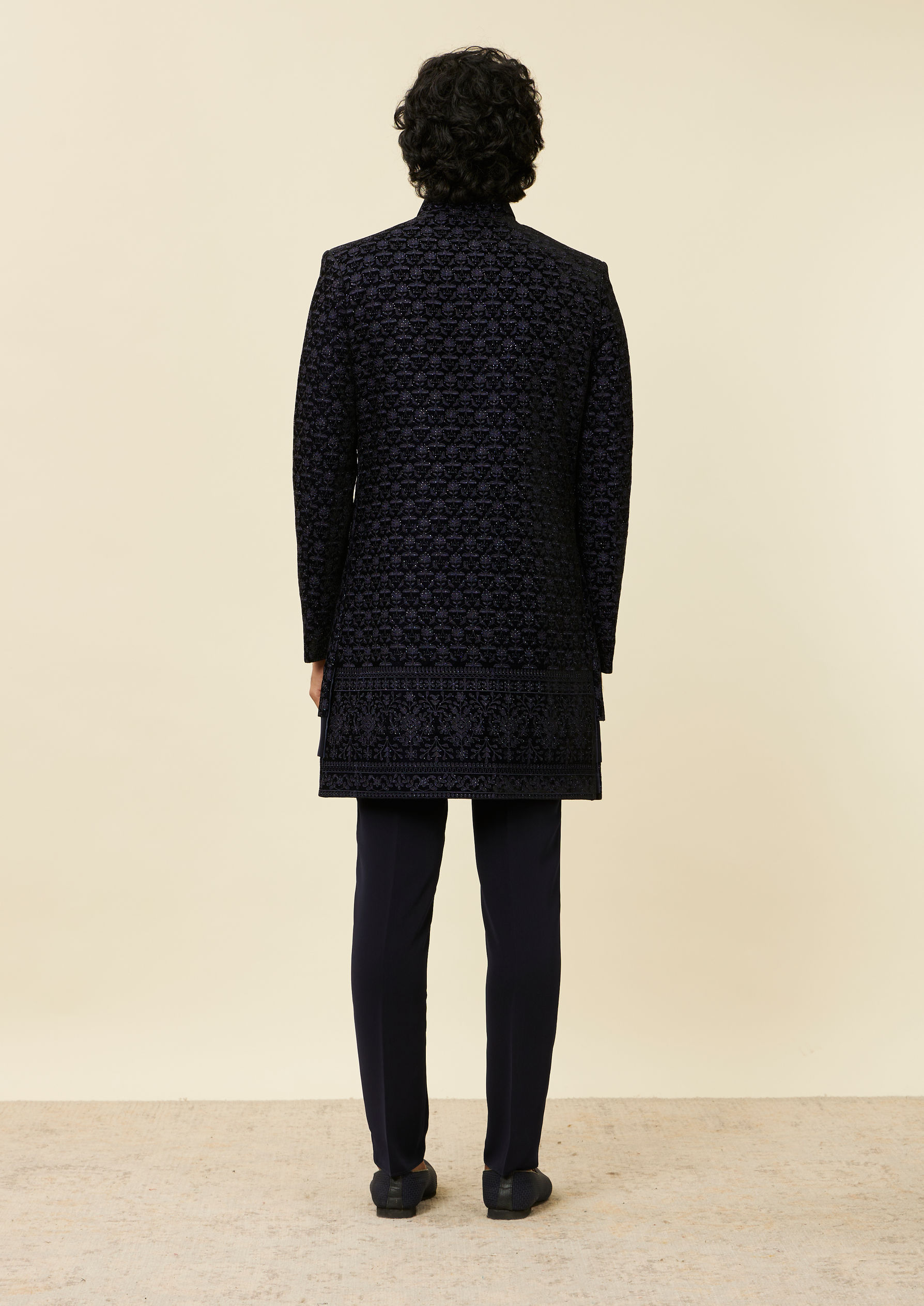 Twamev Men Dark Blue Scallop Shell Patterned Indo Western Set