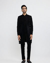 Twamev Men Midnight Black Bel Buti Embroidered Indo-Western Set with Stone Work