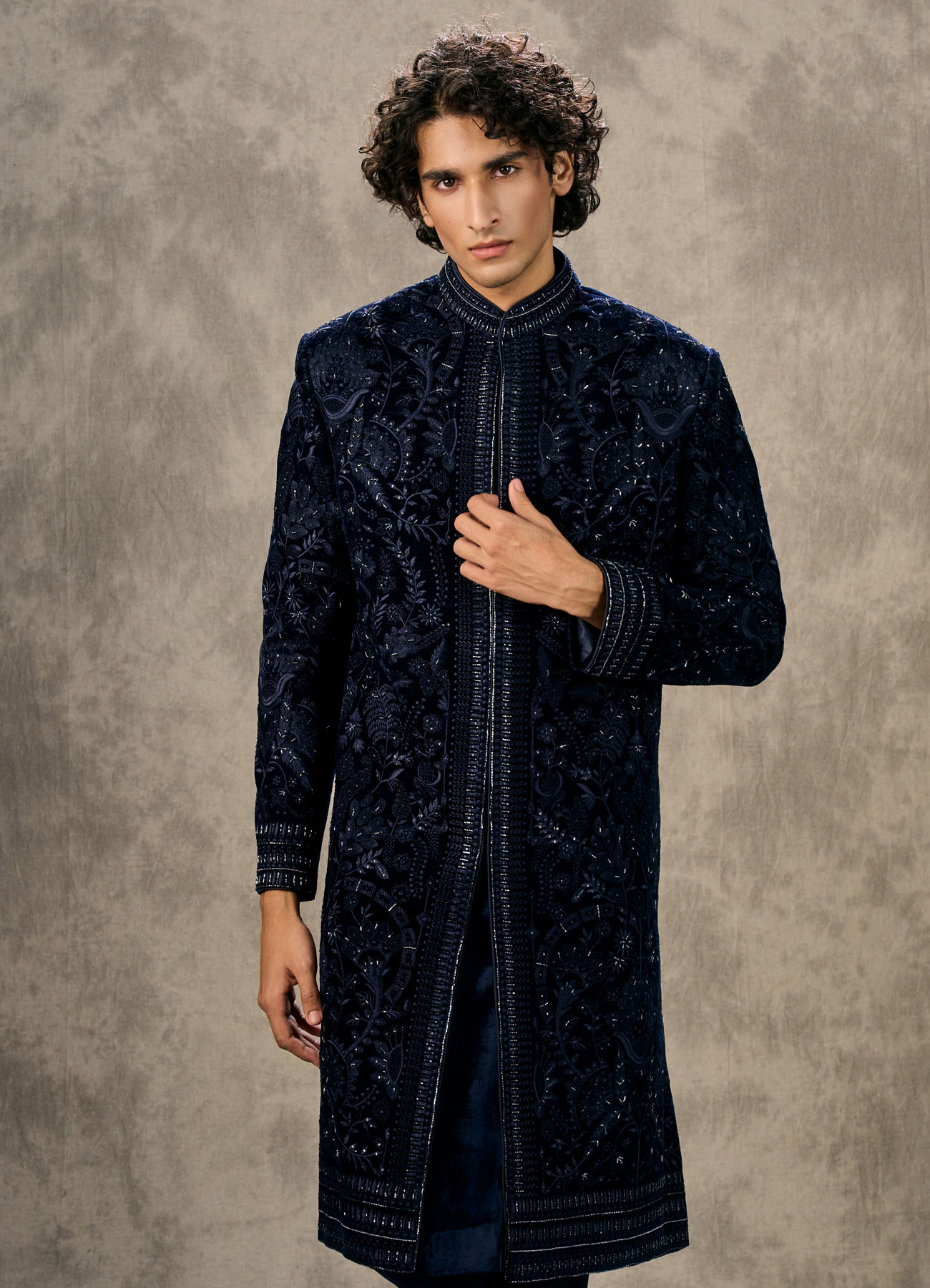 Buy Navy Blue Velvet Thread Embroidered Indo Western Set Online in the ...