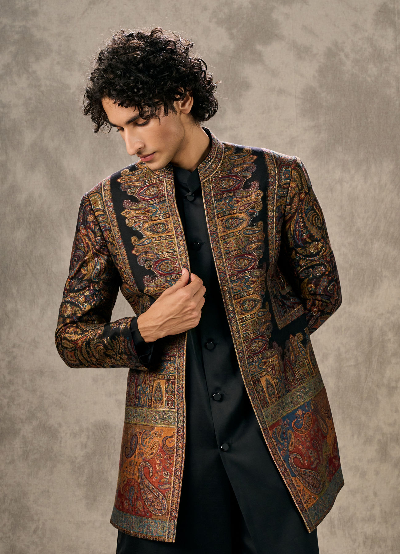 Twamev Men Black Pashmina Multicolour Paisley Woven Indo Western Set