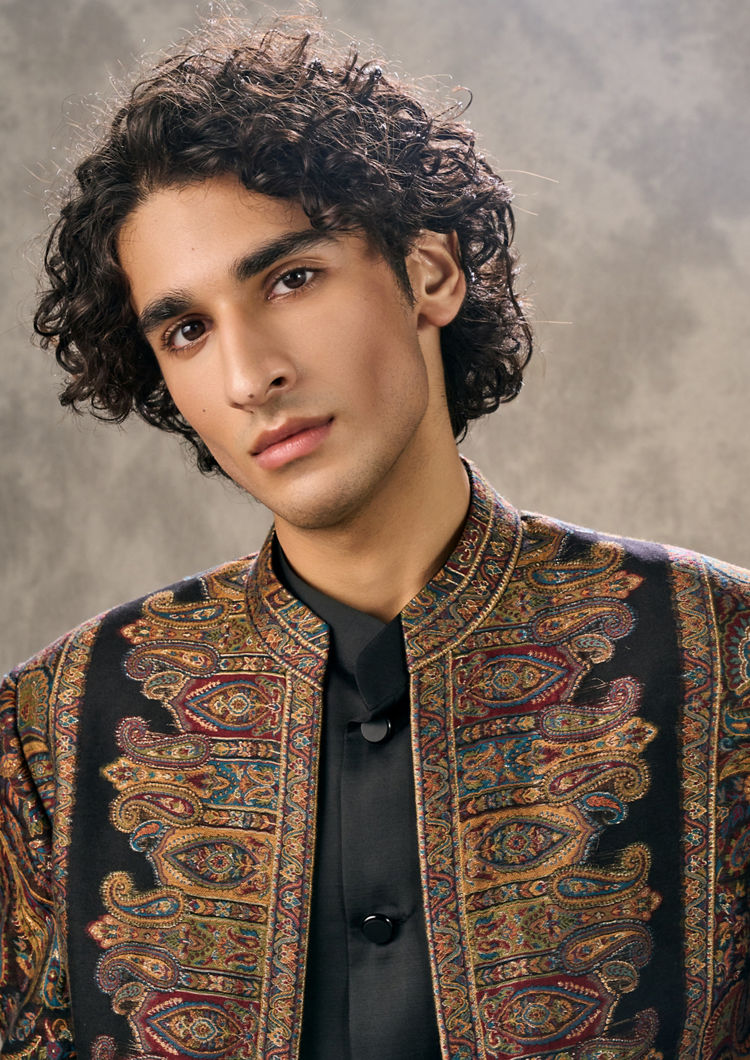 Twamev Men Black Pashmina Multicolour Paisley Woven Indo Western Set