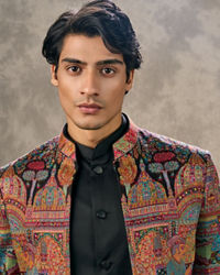 Twamev Men Black Georgette Multicolour Kalamkari Woven Indo Western Ensemble