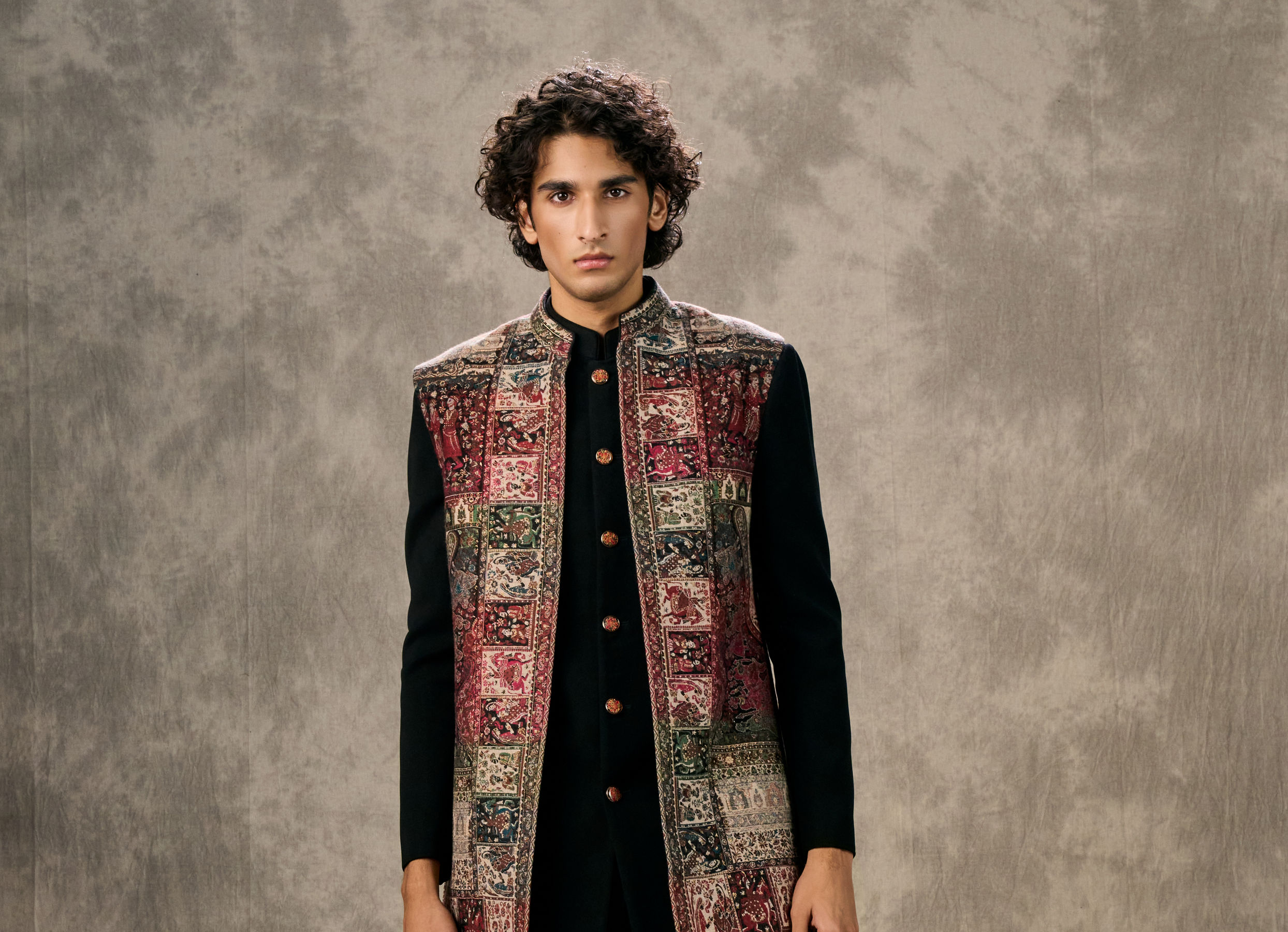 Buy Radiant Black Indo Western Online in the USA @Twamev - Indo Western ...