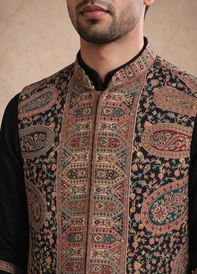 Manyavar Men Black Blended Viscose Kurta Jacket Set with Embroidery