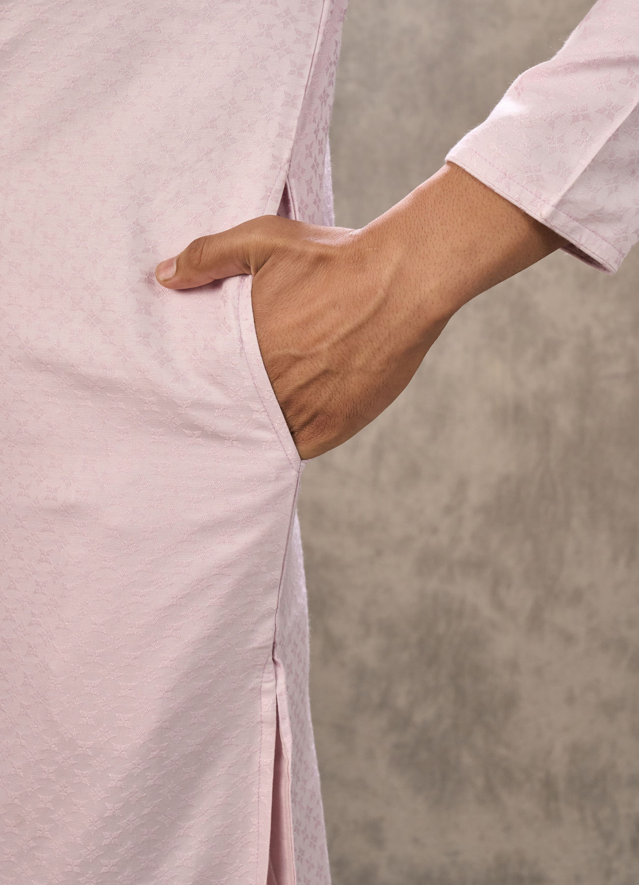 Twamev Men Pink Blended Viscose Kurta Churidar