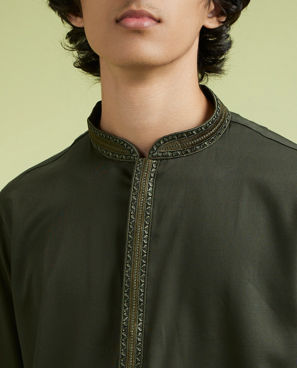 Diwas Men Olive Green Elegance Kurta Pajama