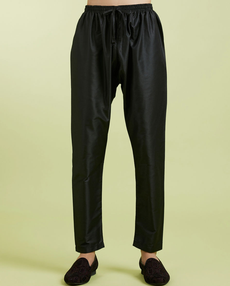 Diwas Men Black Elegance Kurta Pajama