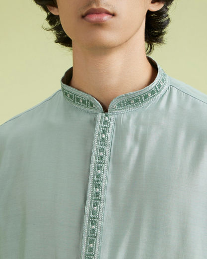 Diwas Men Elegant Green Kurta Pajama