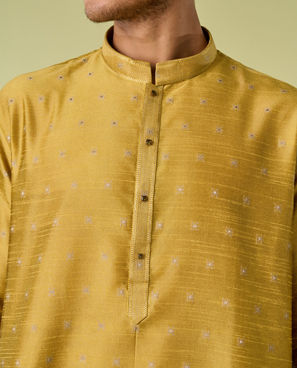 Diwas Men Mehndi Green Kurta Pajama Set
