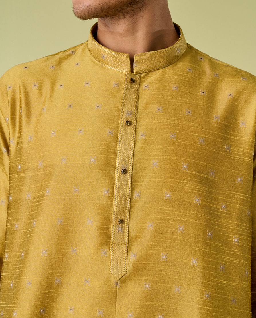 Diwas Men Mehndi Green Kurta Pajama Set