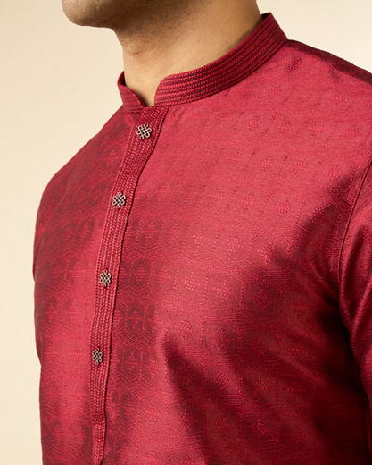 Diwas Men Elegant Maroon Kurta Pajama