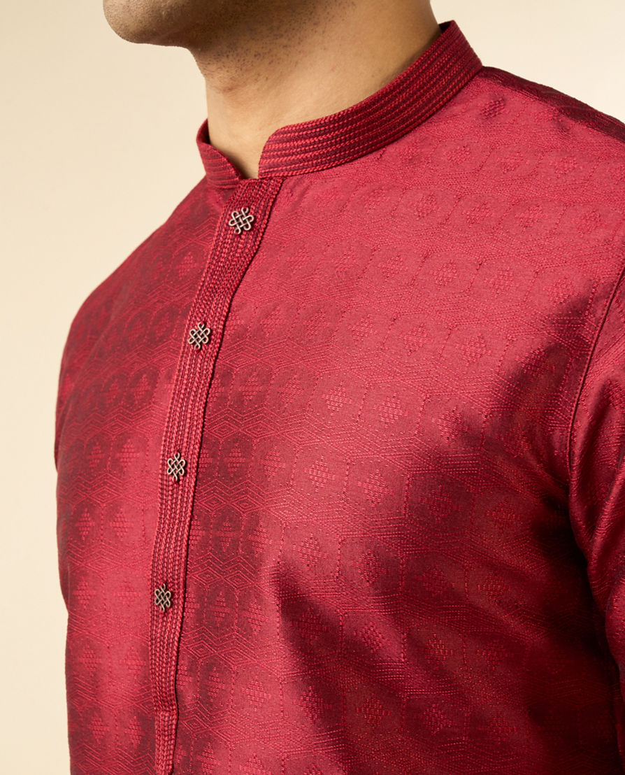 Diwas Men Elegant Maroon Kurta Pajama