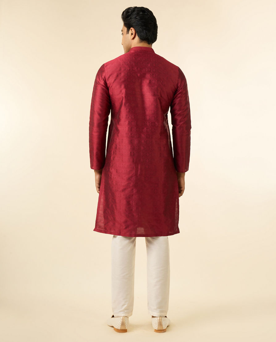 Diwas Men Elegant Maroon Kurta Pajama