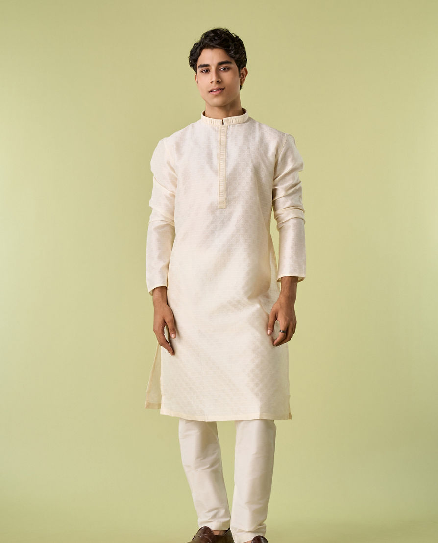 Diwas Men Cream Elegance Kurta Pajama