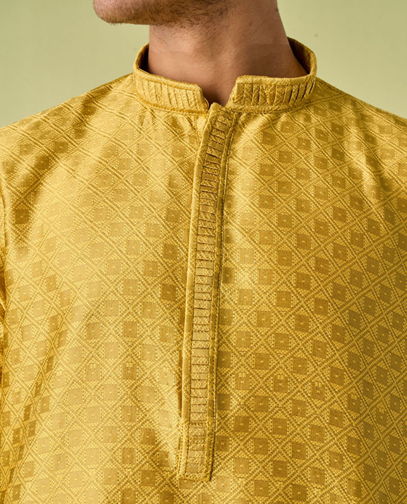 Diwas Men Mehndi Green Festive Elegance Kurta Pajama