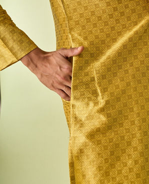 Diwas Men Mehndi Green Festive Elegance Kurta Pajama