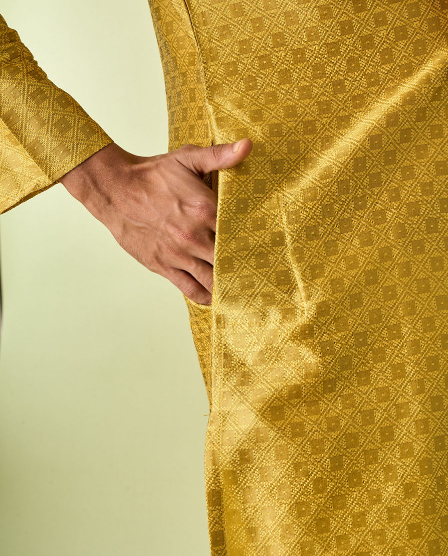 Diwas Men Mehndi Green Festive Elegance Kurta Pajama