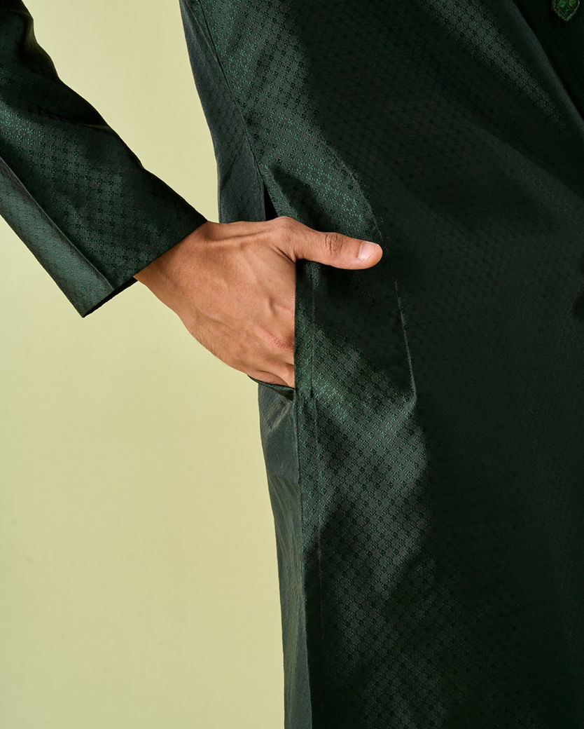 Diwas Men Dark Green Celebration Kurta Pajama