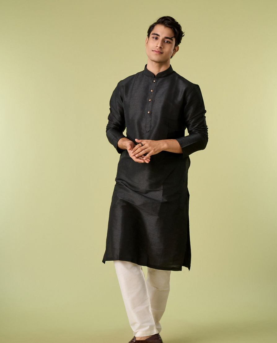 Diwas Men Black Regalia Kurta Pajama