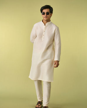 Diwas Men Warm White Elegance Kurta Pajama