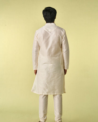 Diwas Men Warm White Elegance Kurta Pajama