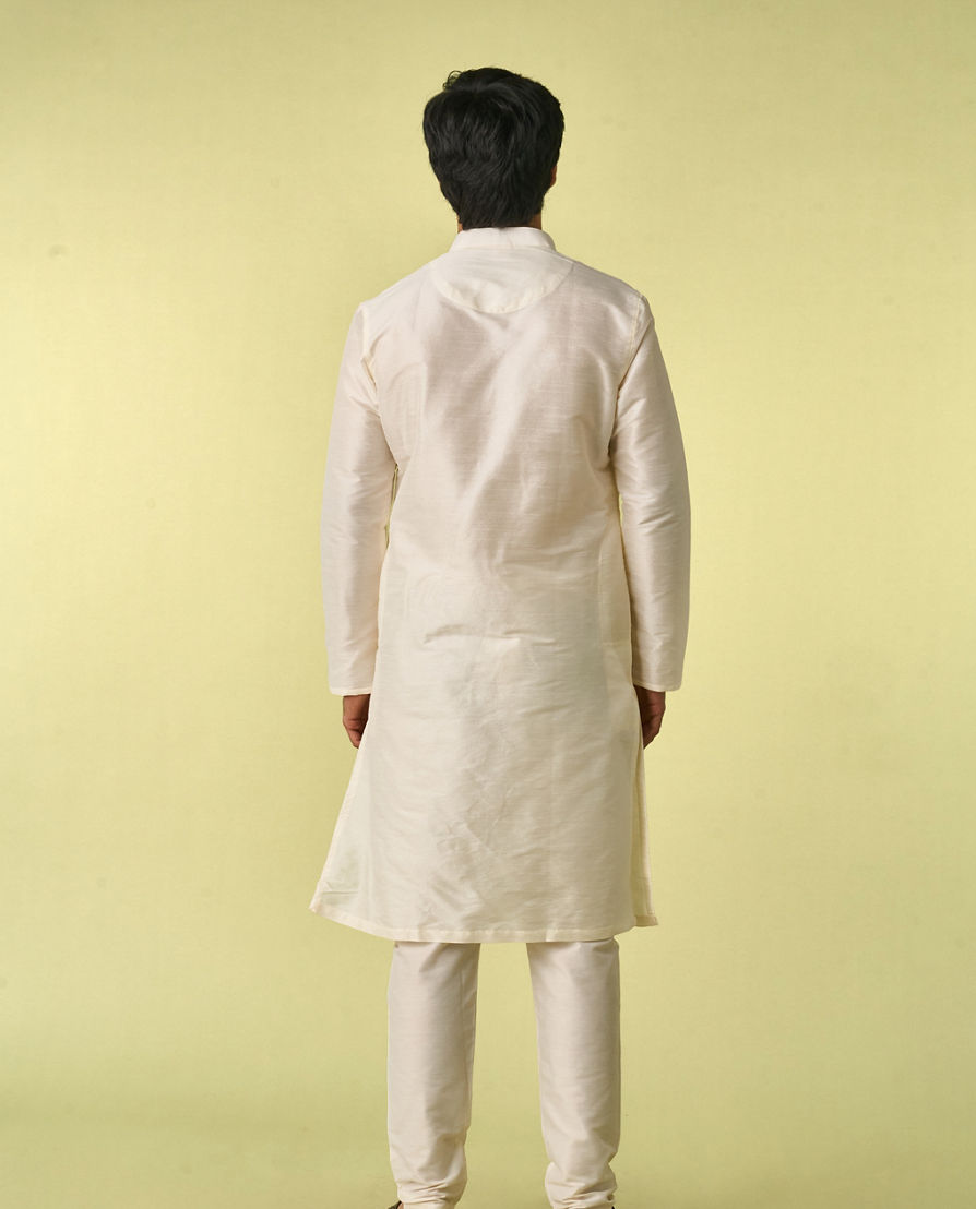 Diwas Men Warm White Elegance Kurta Pajama